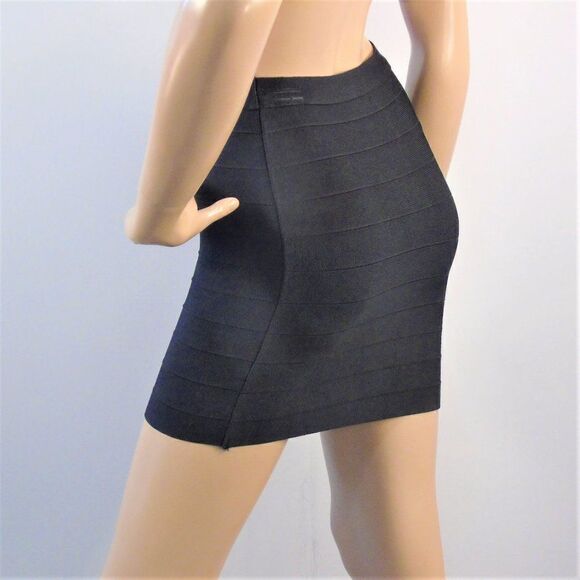 Guess Los Angeles Black Bandage Mini Skirt - Picture 2 of 7